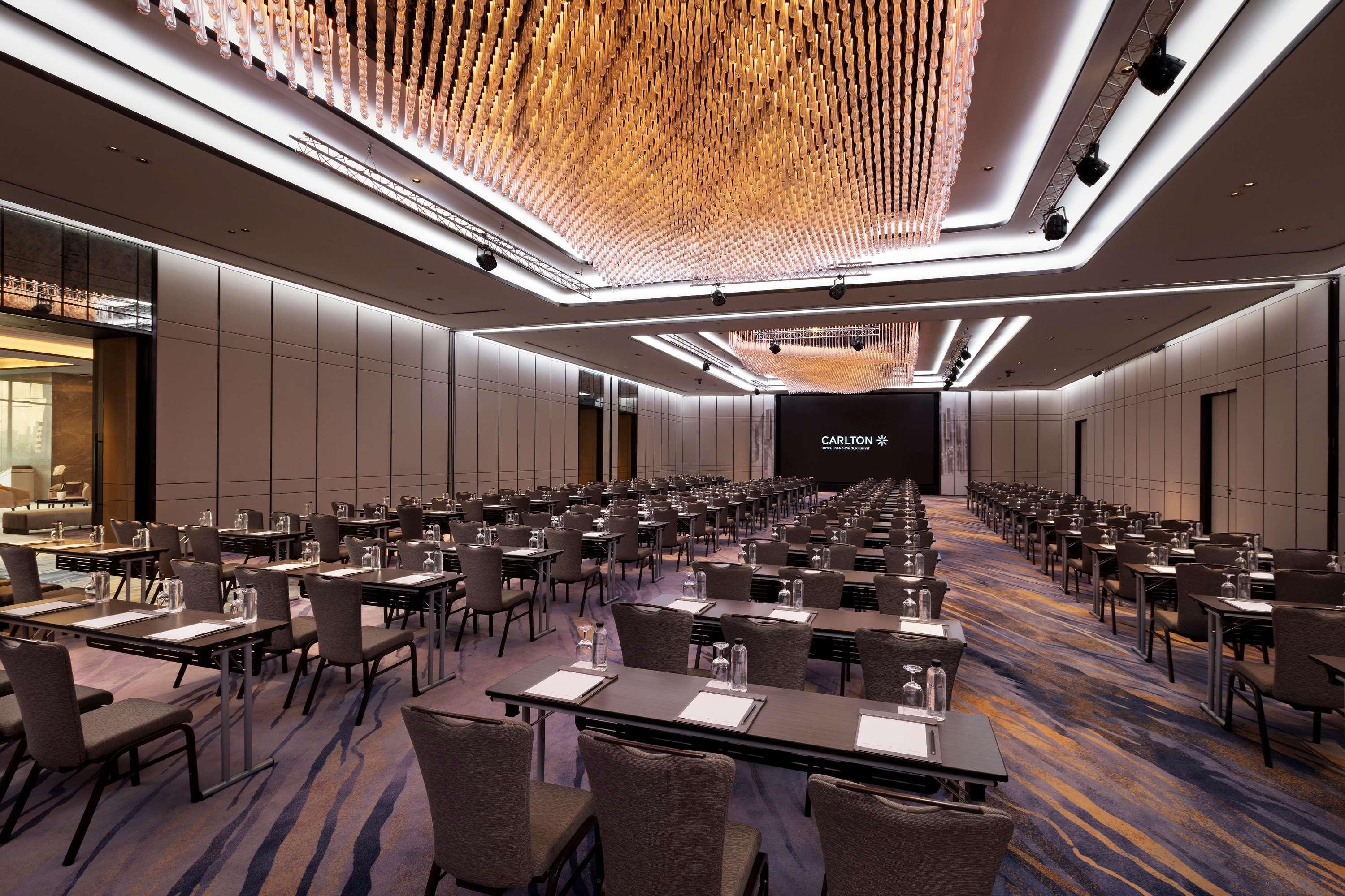 Carlton Hotel Bangkok Sukhumvit Luaran gambar The ballroom